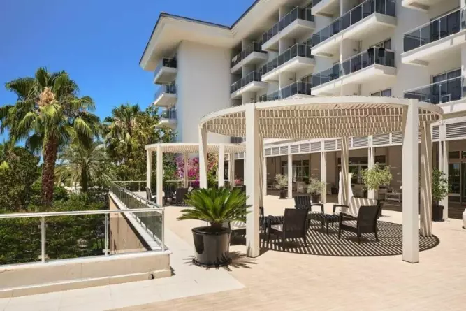 Seaden Sea World Resort And Spa Side