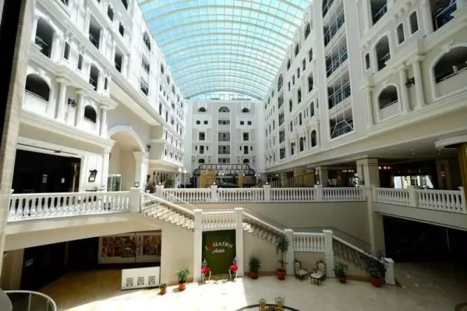 Seaden Sea World Resort And Spa Side