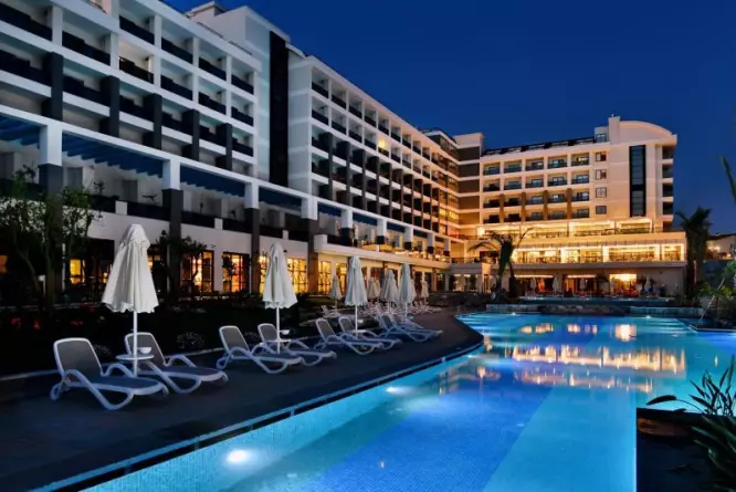 Seaden Valentine Resort Side