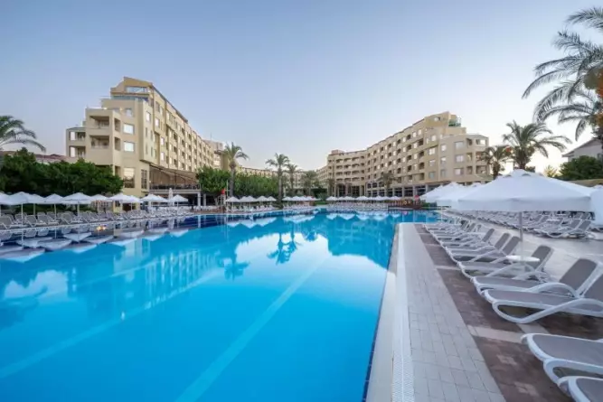 Selectum Family Resort Side Side