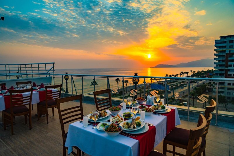 Alanya utazás Senza Hotels Grand Santana