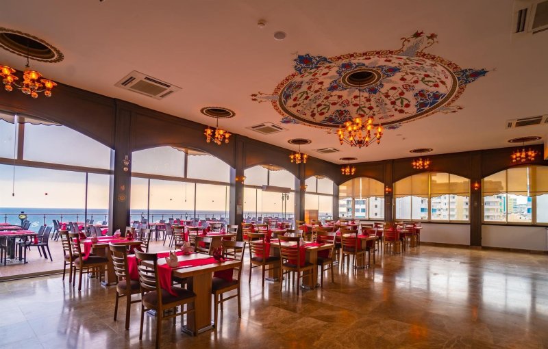 Alanya utazás Senza Hotels Grand Santana