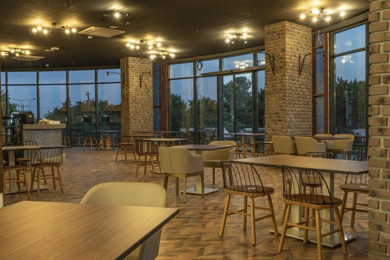 Side utazás Side Square