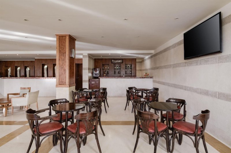 Hurghada utazás Sindbad Club