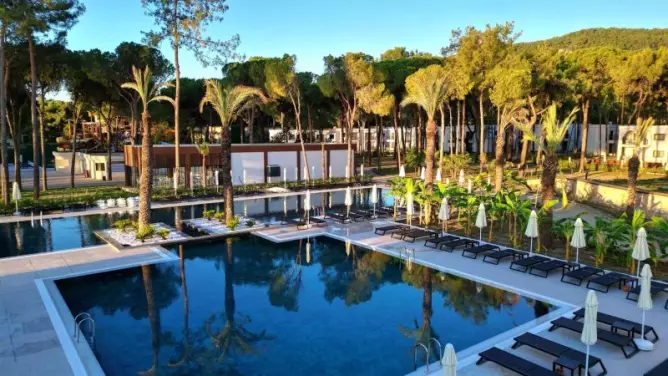 Siu Collection Kemer