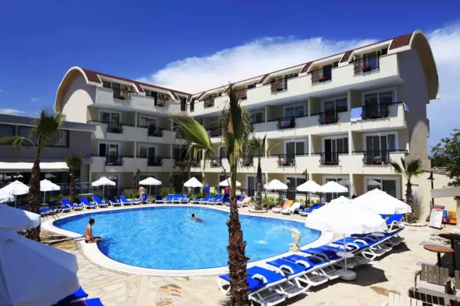 Sun City Apartments & Hotel Side