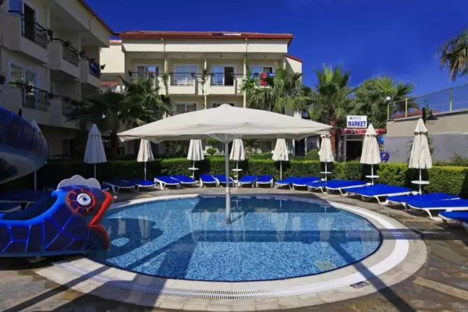 Sun City Apartments & Hotel Side
