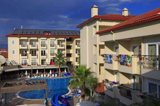 Sun City Apartments & Hotel Side