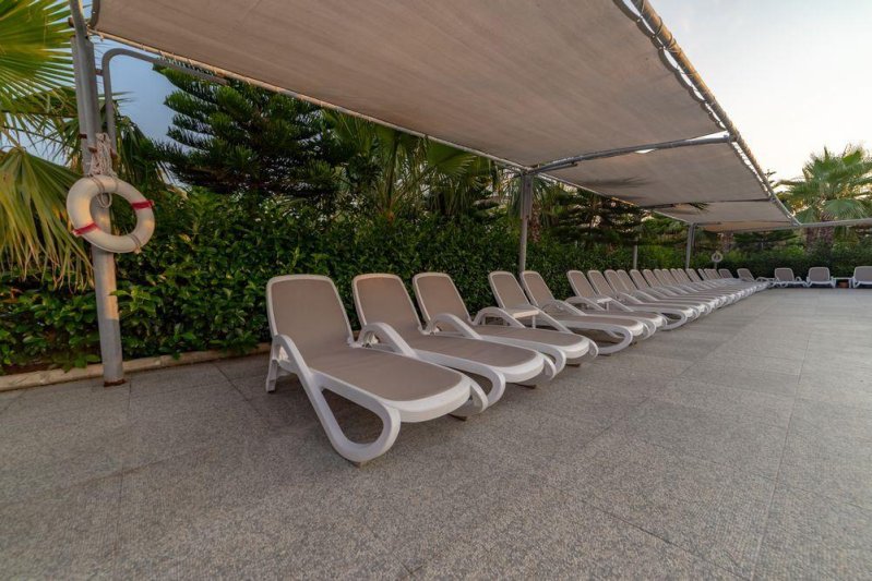 Sunmelia Beach Resort Hotel & Spa Side