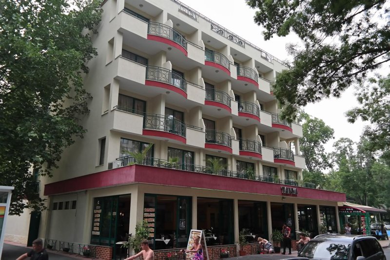 Napospart utazás Tanya