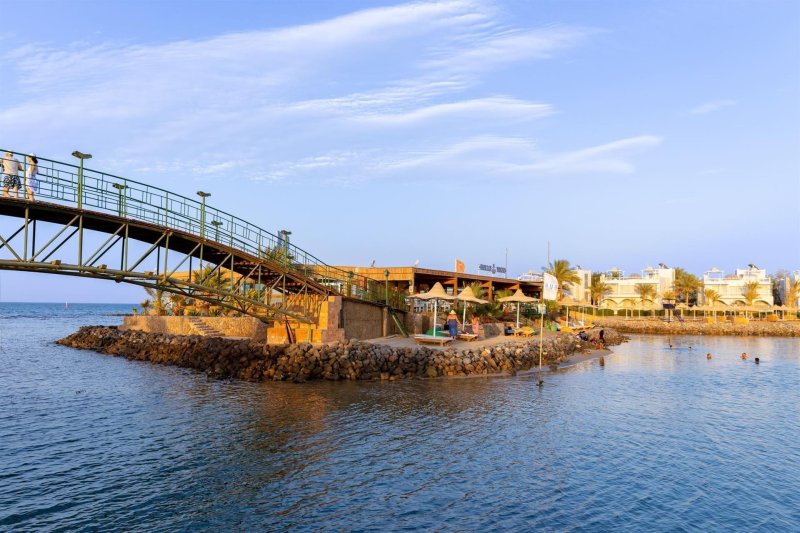 Hurghada utazás The Desert Rose Resort