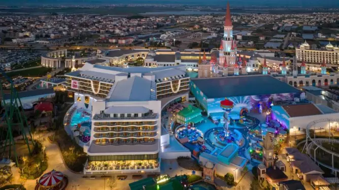 The Land Of Legends Nickelodeon Hotel Belek