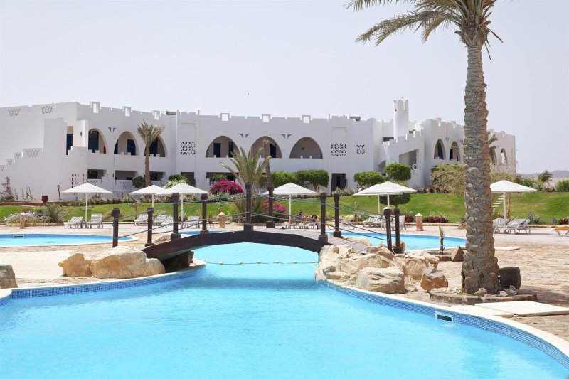Marsa Alam utazás The Three Corners Equinox Beach Resort