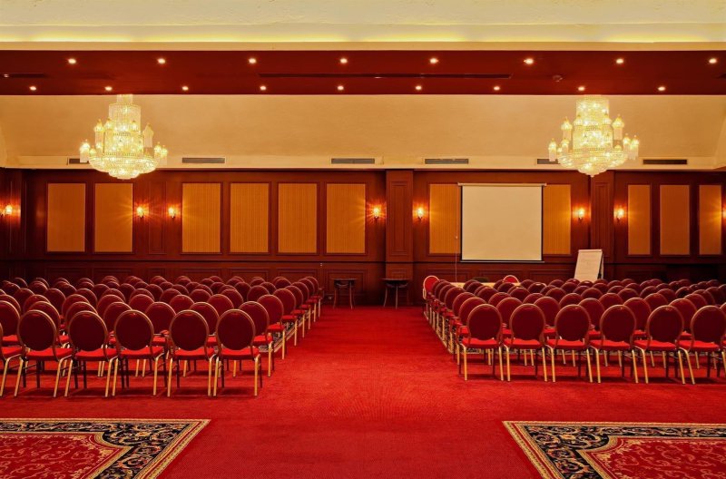 Hurghada utazás Titanic Beach Spa & Aqua Park