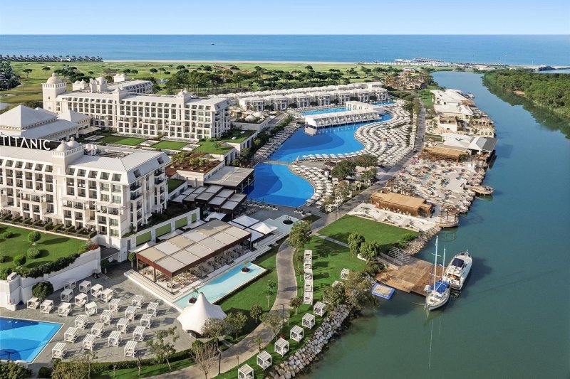 Belek utazás Titanic Deluxe Belek