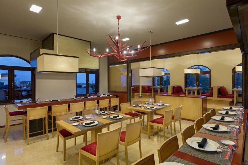 Antalya utazás Titanic Mardan Palace