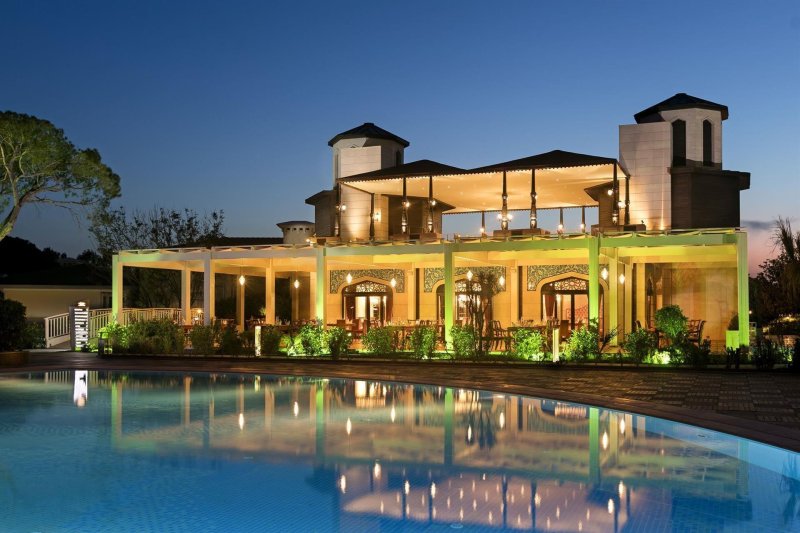 Antalya utazás Titanic Mardan Palace