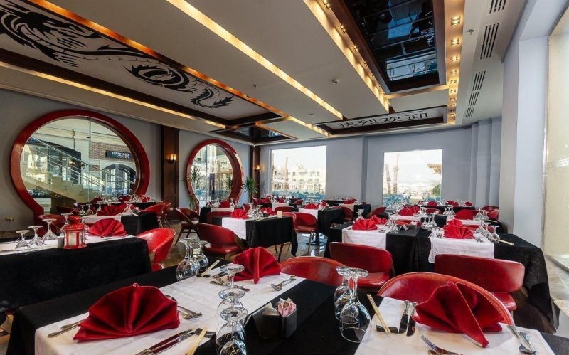 Hurghada utazás Titanic Royal Aqua Park