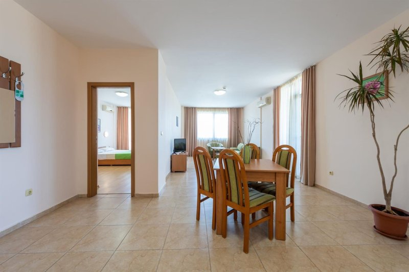 Napospart utazás Trakia Plaza Apartments