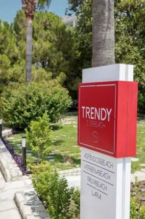 Trendy Side Beach Side