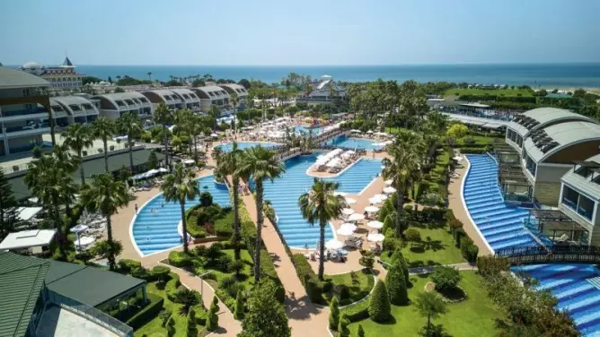 Tui Magic Life Jacaranda Side