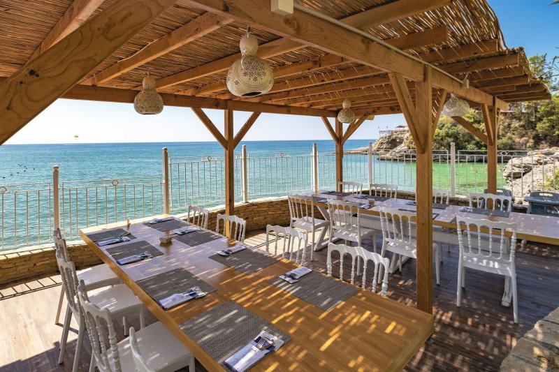 Alanya utazás Utopia Beach Club