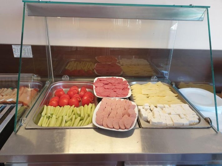 Napospart utazás Vechna R