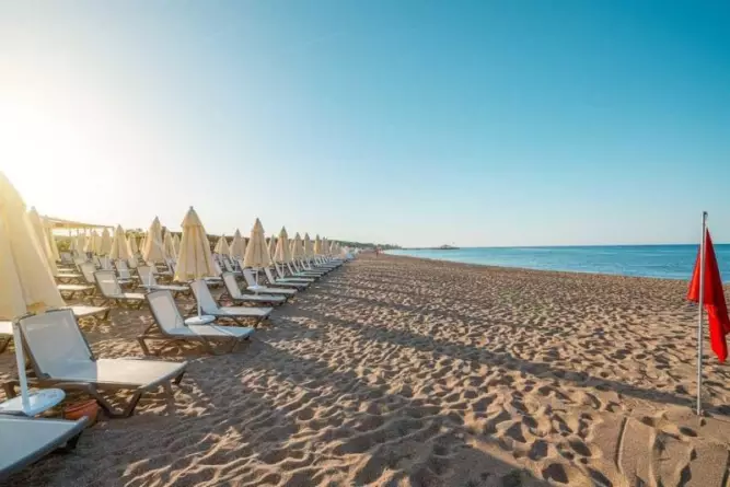 Vox Maris Resort Side