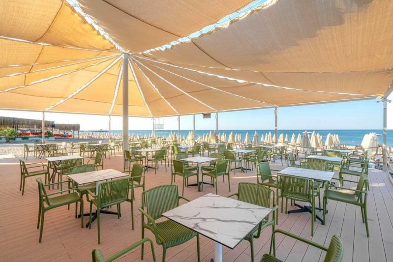 Vox Maris Resort Side