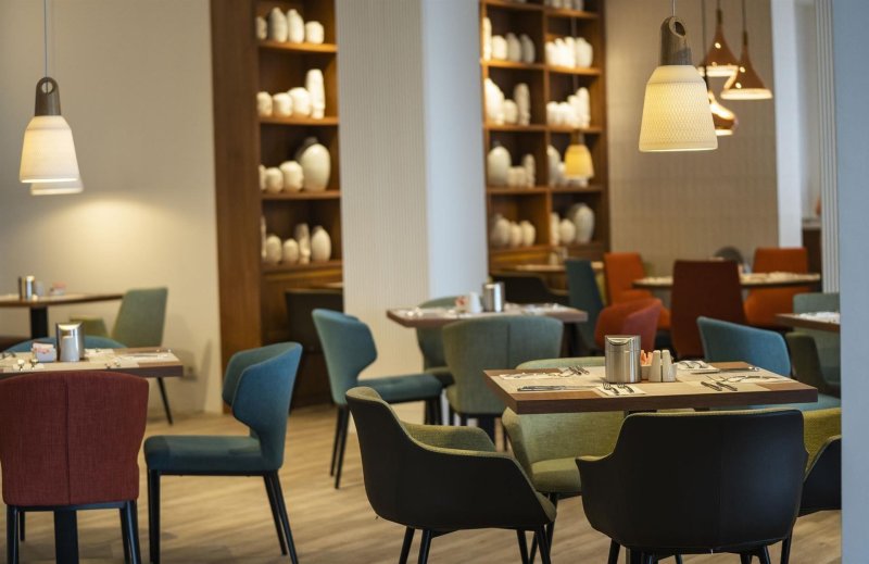 Napospart utazás Wave Resort