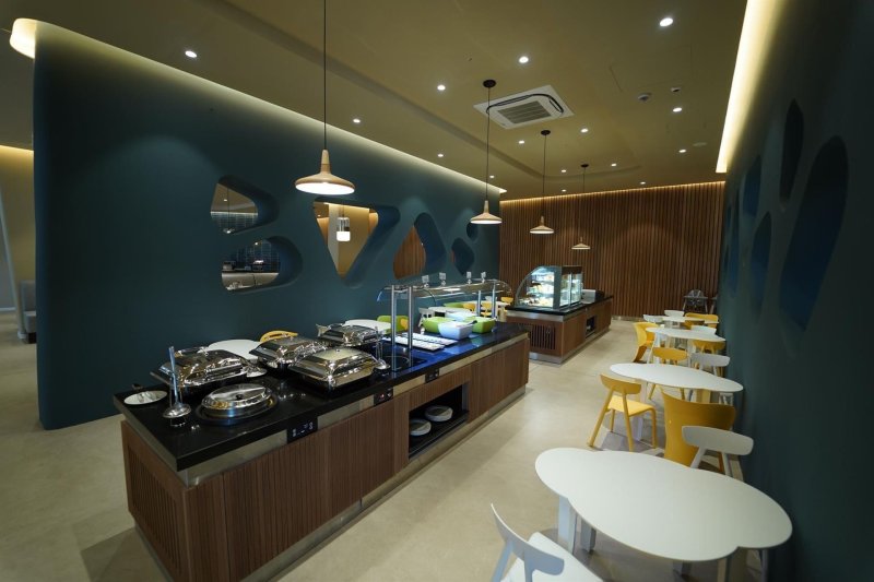 Napospart utazás Wave Resort