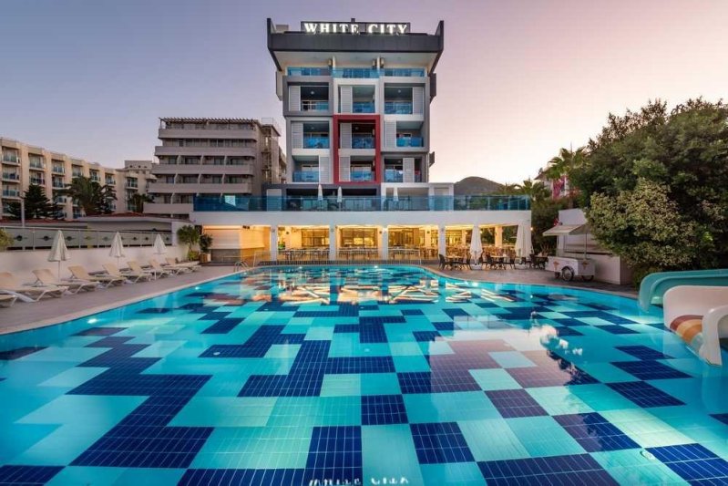 Alanya utazás White City Beach Hotel Adults Only (+16)