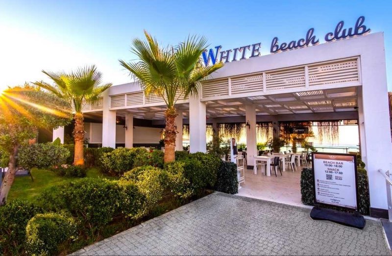 Alanya utazás White City Resort Hotel