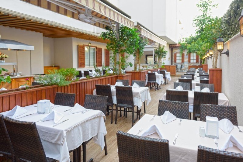 Alanya utazás Xperia Grand Bali Hotel