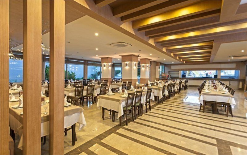 Alanya utazás Xperia Saray Beach Hotel