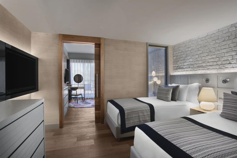 Family Room Side Sea View