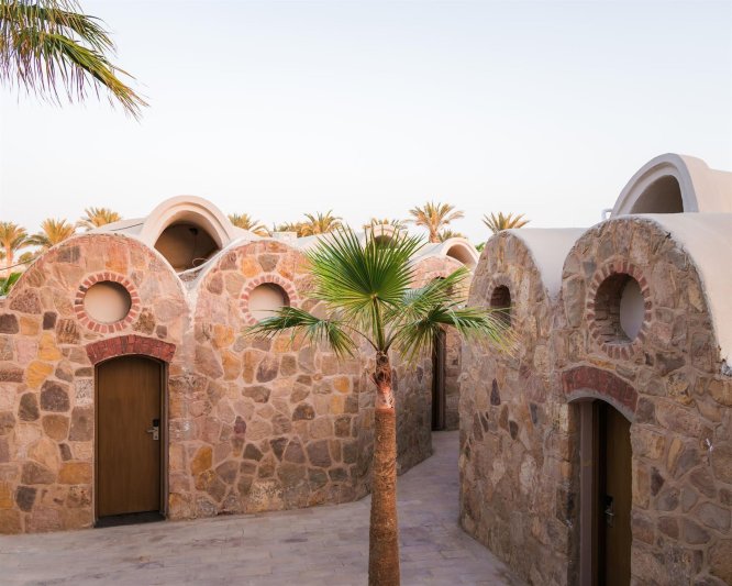 Bungalow Beach Front