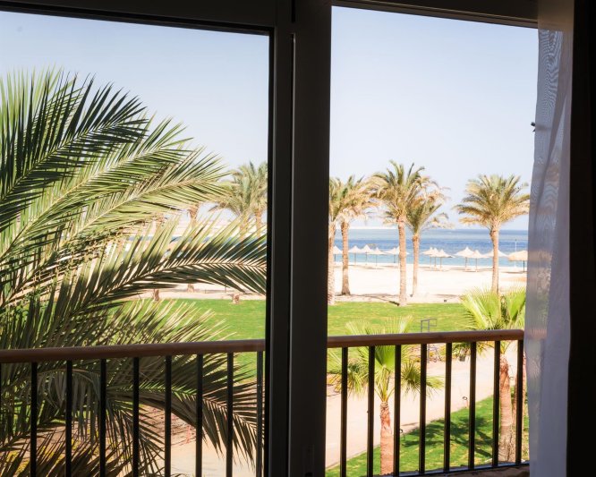 Bungalow Beach Front