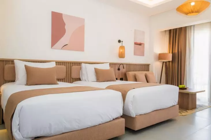COMFORT POOL VIEW ROOM