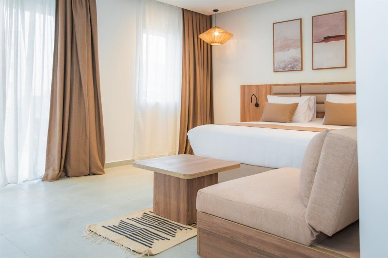 SWIM UP ROOM POOL VIEW