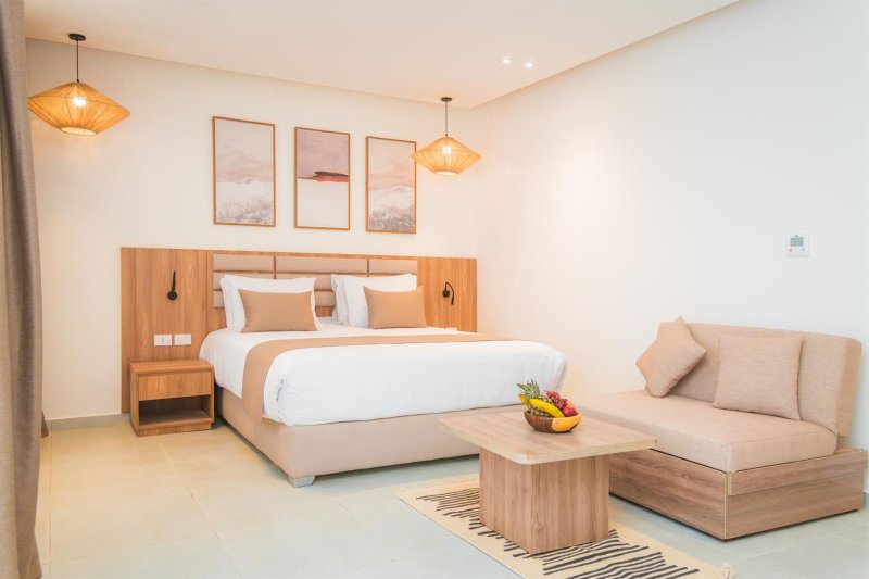 SWIM UP ROOM POOL VIEW