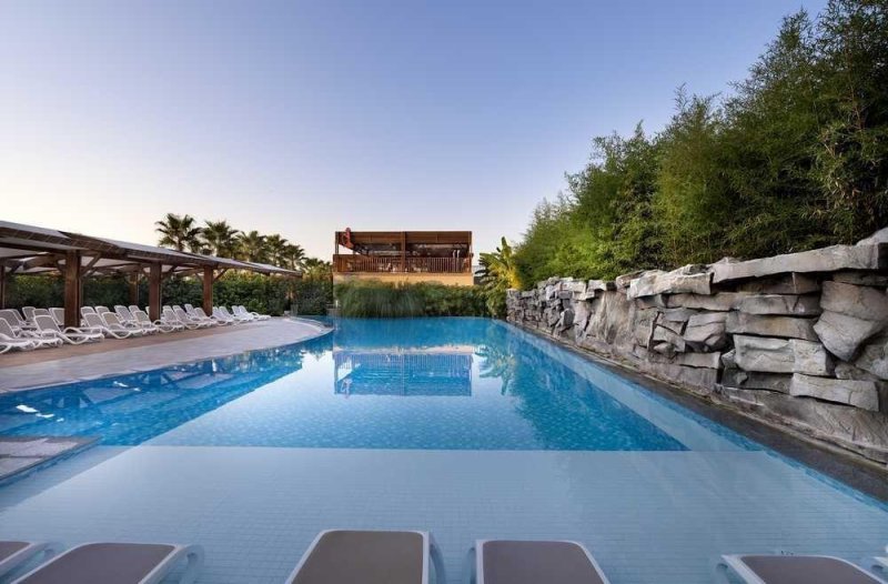 Antalya utazás Adalya Elite Lara