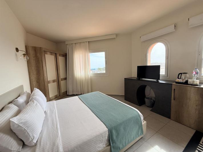 Standard Back View Room