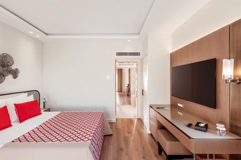 Deluxe Family Suite