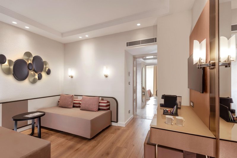 Deluxe Family Sea View