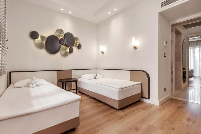 Deluxe Family Sea View