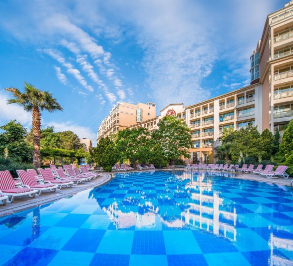 Napospart utazás Alba