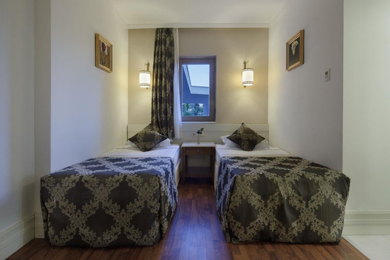 Family Room Land View TYP 1