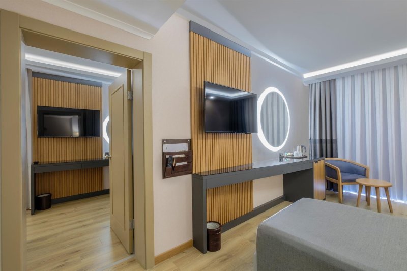 Family Room Land View TYP 1