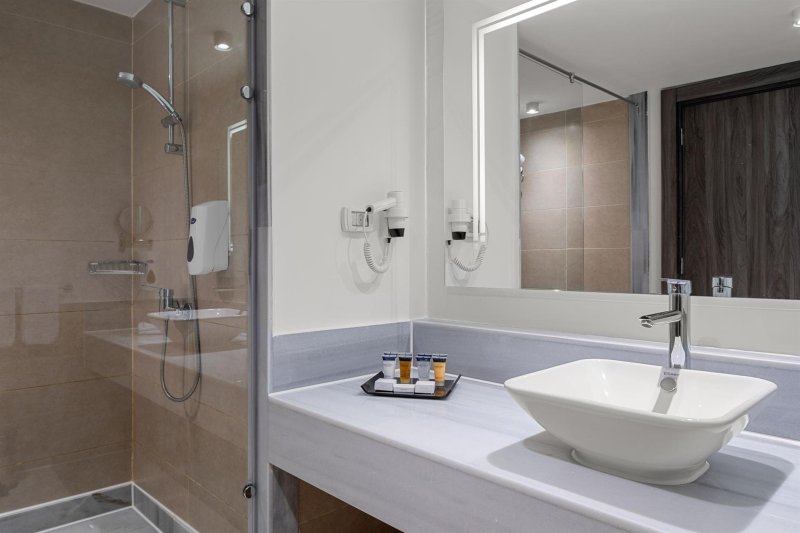 Family Deluxe Garden View Room